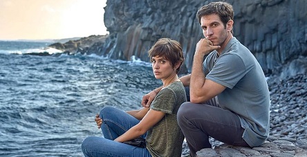 La Jeune fille et la Brume : un fragile mystère insulaire