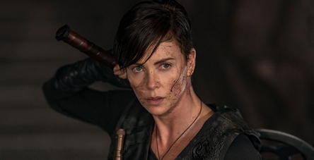 Charlize Theron est increvable dans le trailer de The Old Guard