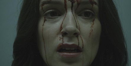 Starry Eyes : Hollywood, ce grand Satan…