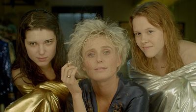 The Lure : sous les néons, les nageoires