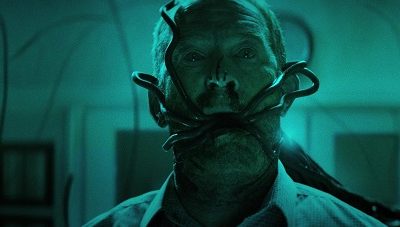 Await further instructions : panique cathodique