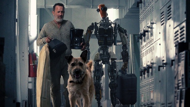 Tom Hanks parcourt l’apocalypse avec son robot dans le trailer de Finch