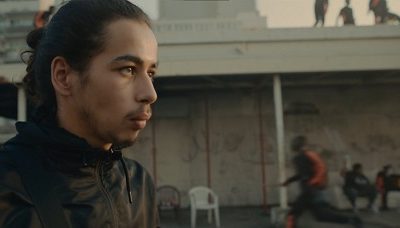 Romain Gavras embrase la banlieue dans le trailer d’Athena