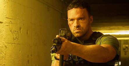 Alban Lenoir joue les Bourne en infiltration dans le trailer de AKA