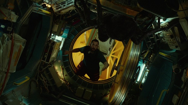 Adam Sandler est perdu dans l’espace dans le trailer de Spaceman