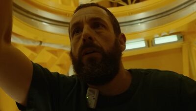 Adam Sandler est perdu dans l’espace dans Spaceman