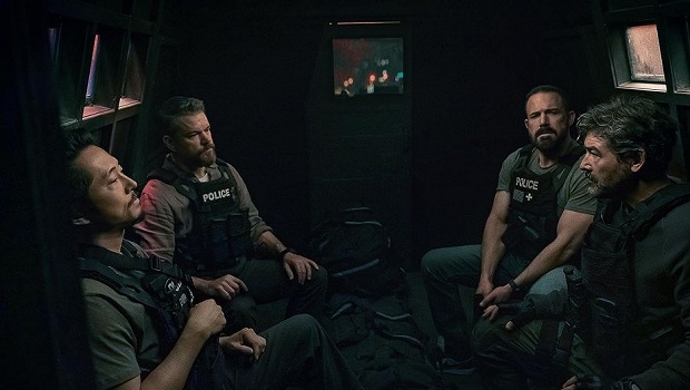 Ben Affleck et Matt Damon sont deux flics sous pression dans The Rip