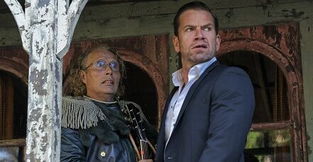 Mads Mikkelsen cache un gros magot dans le trailer de The Last Viking