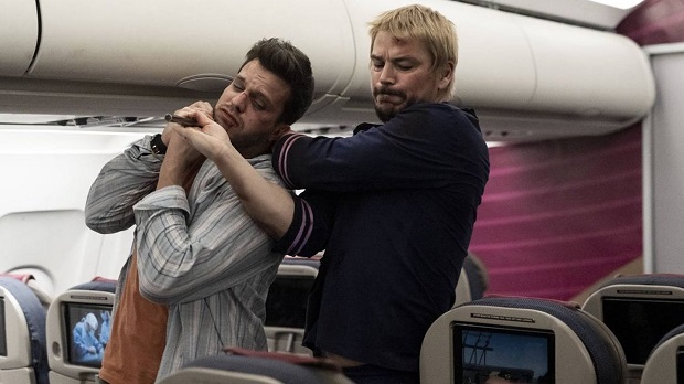 Fight or flight : bastons de haut vol