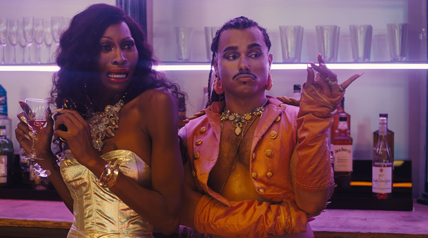 Queens of the Dead : zombies, glitter et esprit queer